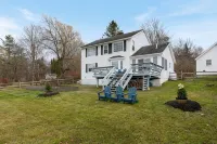 Lakefront Home in VT Near Okemo and Killington. Minutes to Skiing! - Wifi