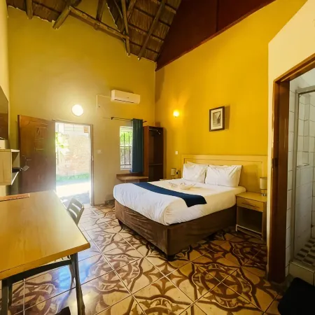 Three Tree Hotel