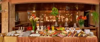 Cesar's Plaza Hotel