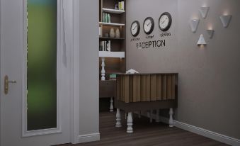 Hotel Gallery 37
