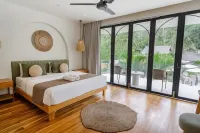 Tiu Oasis Lombok - parking
