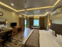 Jungleciti House - parking