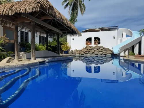 Bua Bed & Breakfast - Bãi đậu xe