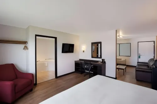 Quality Inn & Suites Junction