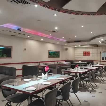 Hotel Melrose Inn - Near Railway Station , Aligarh
