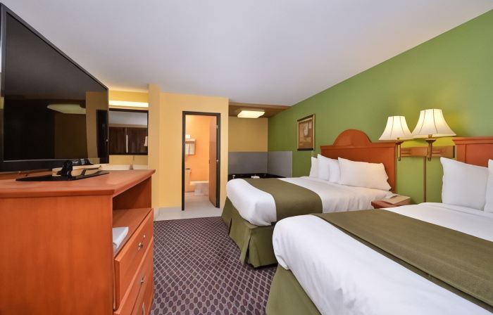 Quality Inn & Suites Grinnell Near University