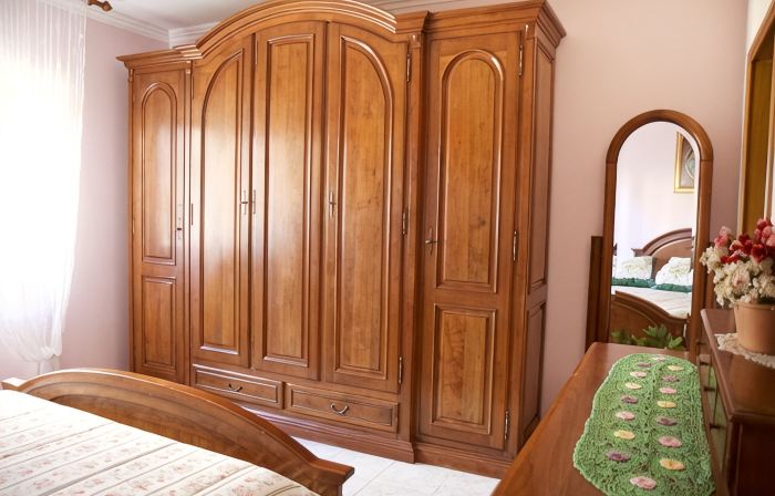 Domus Palombi - Large apartment 200 m from the station and 700 m from the sea