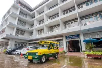 Khelangnakorn Hotel - Bãi đậu xe