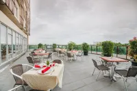 Hotel Luwansa Palangkaraya - Завтрак