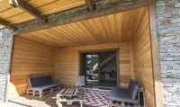 Veliski-Lodge, a chalet for rent in Haute-Maurienne
