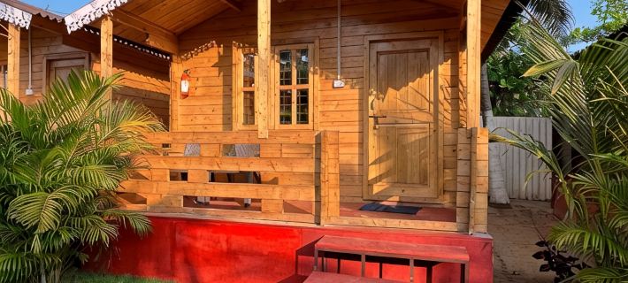 Happy Shack Beach and Wooden Huts Hotels in Benaulim