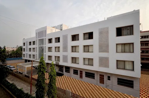 Hotel Dwarka Park - 3-Star