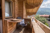 Landhaus Linden Apartment Johanna, apartment in a prime location in Uderns - Wi-Fi
