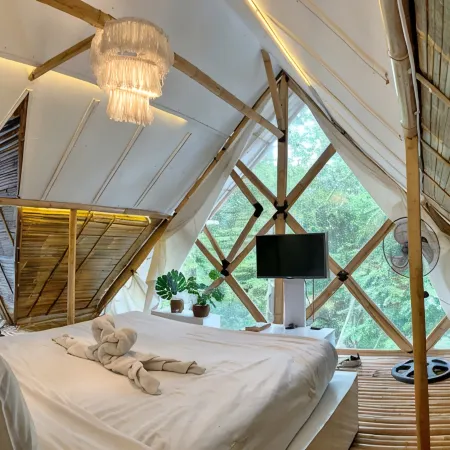 The New Ahmad Lodge and Garden View Отели рядом с достопримечательностью «Лембанг BBPP»