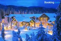 Tenaya Lodge