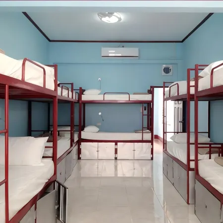 Lucky Backpacker Hostel