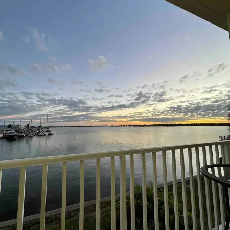Waterfront Studio Condo by Madeira Beach