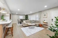 Chic Oasis/Game Room/Near Base/5 Bedroom - 4 estrellas