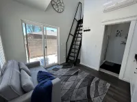 Cozy, Quaint and Sophisticated Loft Style Tiny Home! - Apartments