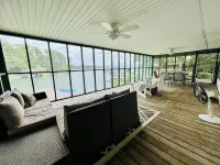 Lake Front Cabin W/ Screened-in Porch and personal dock - Close for Auburn games - Chalets