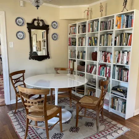 New! Cheerful cottage filled with art and books in the heart of Waxahachie