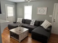 Super Cozy Cottage is updated, fully stocked and close to Downtown Thomasville!