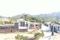 Geumsan Red Pension - Homestays