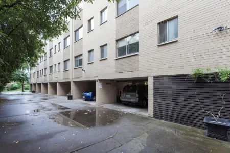 H & D Apartments