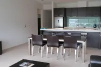 The PICK of PICTON - luxury modern apartment. - 3 stelle