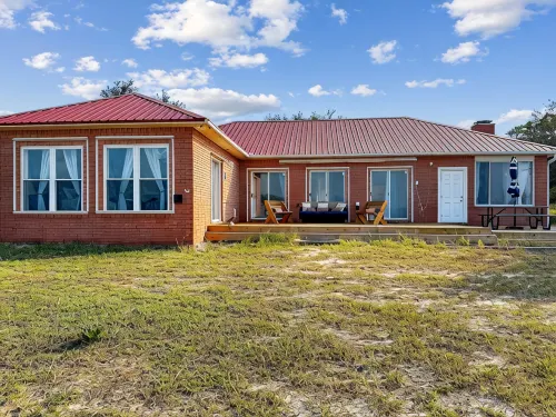 Charming 3-bedroom bay front house with WiFi and AC in fabulous Gulf Shores AL - 5 Sao