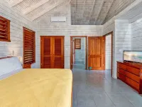 Villa Azul at Paradise Point Hotels in First Bight