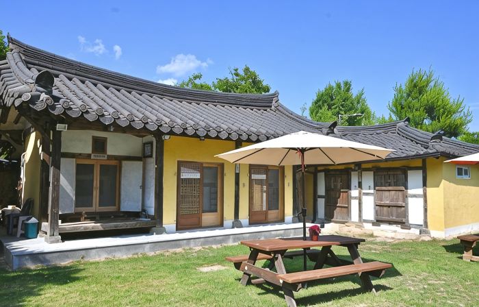 Sanencheong Namsayedamchon Yedam Hanok Stay
