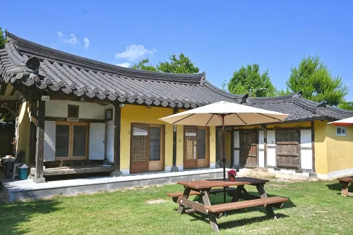 Sanencheong Namsayedamchon Yedam Hanok Stay - ที่มีที่จอดรถ