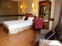 Hotel Grand Crystal