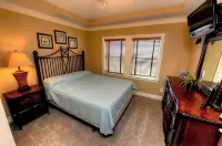 Sandy Haven - Outdoor & Indoors Pools, Hot Tub, and Private Beach Access. - Gym