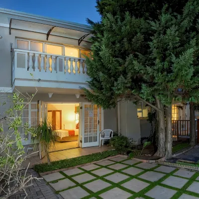 Heugh Road Guest House Hotels near St George's Park