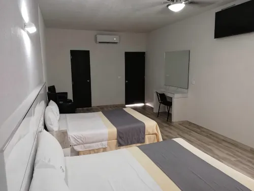 Hotel Gallo - parkir