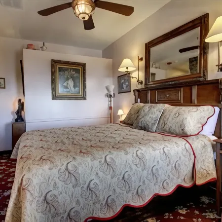 Ghost City Inn