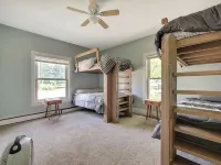 Charming Home Near Downtown and Golf Courses - Chalets