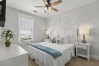 Beautiful Pointe West Beach House w/Great Sunsets, Beach, Bay Views & Pet Ok - Infinity Pools