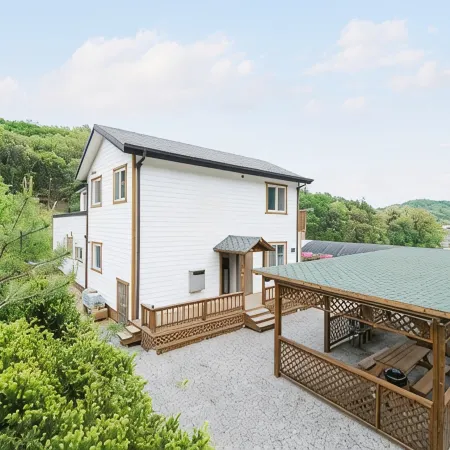 Yeoju Midmi Pension