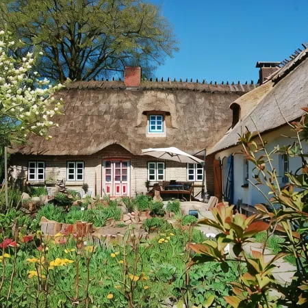 Pure idyll in a secluded location under the thatch at the edge of the forest