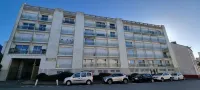 Beautiful renovated apartment in the heart of Concarneau - Private parking - WIFI - 2-Star