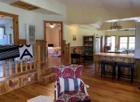 Starview Ranch: 3 homes w/ 7 bdrms, pool, sauna, spa & gym on 50 beautiful acres - 4つ星