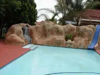 Rosenthal Guesthouse - ที่มีสระว่ายน้ำ