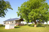 Guest House at the Brown Ranch - 2성급