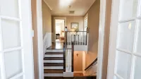 2bed Apt - 5 min walk to Swamp Rabbit - 15min walk to downtown - 3min walk BSWA - Condos