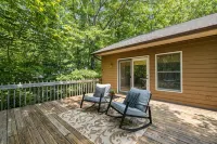 Treetop Montreat/Blk Mtn 5BR /4BA cabin w/Creek just 20 minutes to Asheville! - Chalets