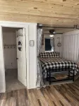 Fully renovated cabin with new furnishings and appliances. - Hytter