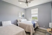 Come Relax at the C Palace - A Beautiful Getaway!!! - 4-Star